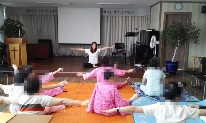 첨부 