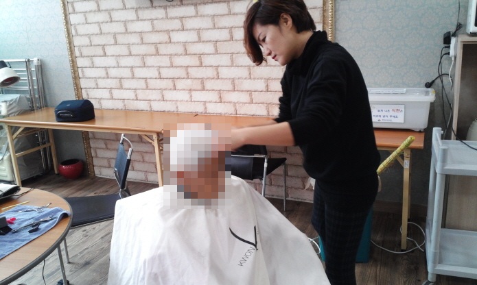 첨부 