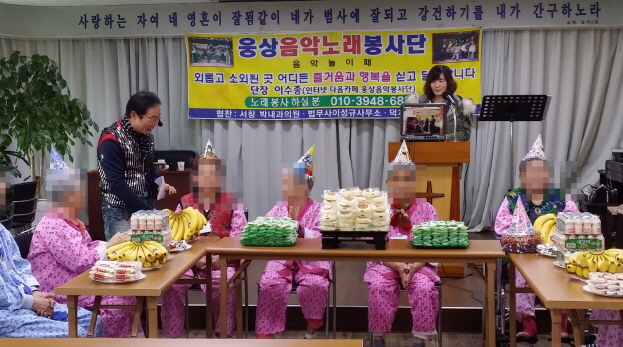 첨부 