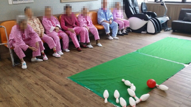 첨부 