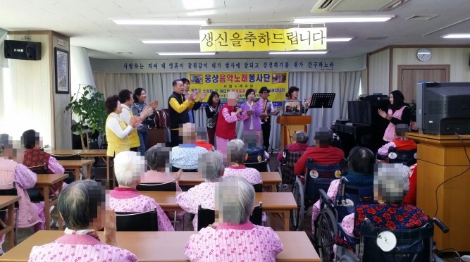 첨부 