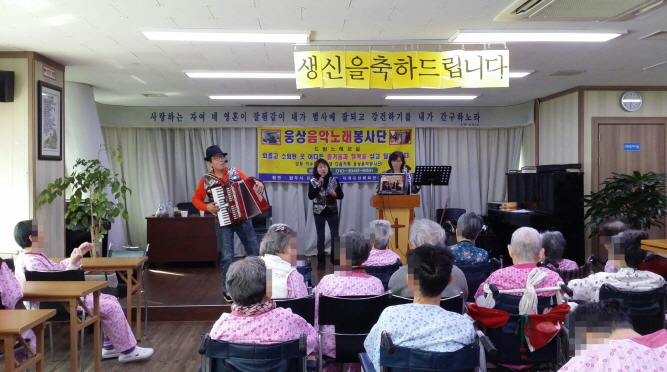 첨부