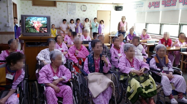 첨부