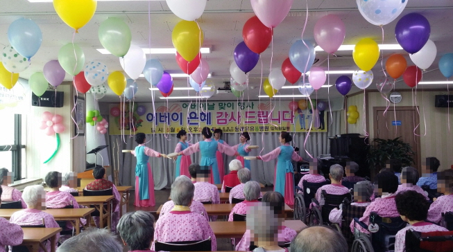 첨부 