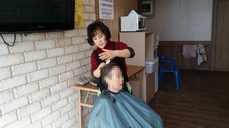첨부 