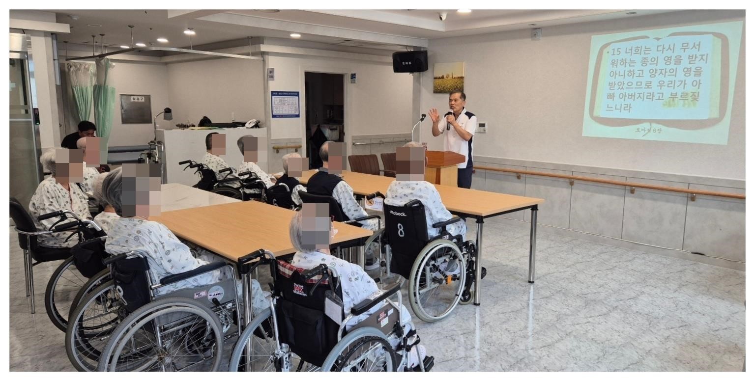 첨부 